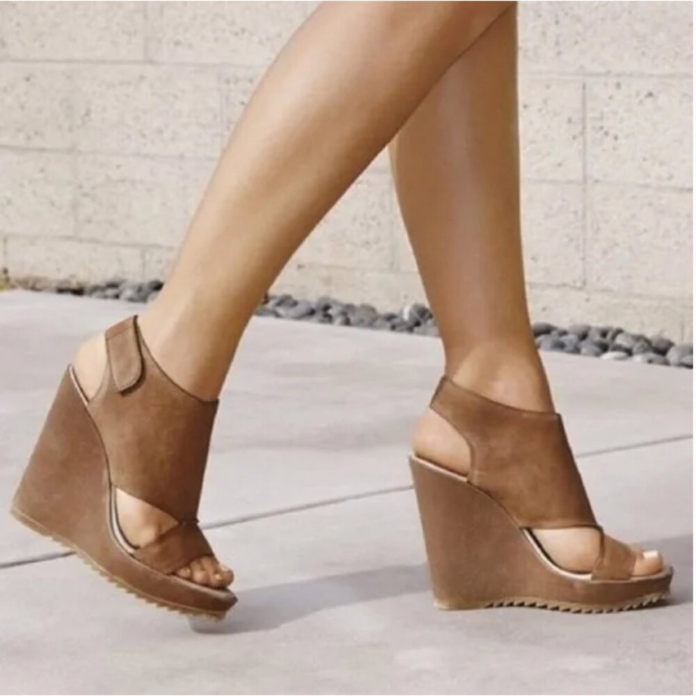 Vince Camuto Gevara Wedge Sandals Women's 5.5 Brown Leather Platform Peep Toe